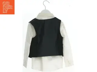 Børne skjorte med vest og butterfly fra H&M (str. 104)
