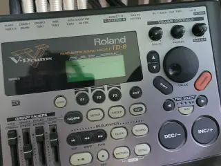 El trommesæt Roland