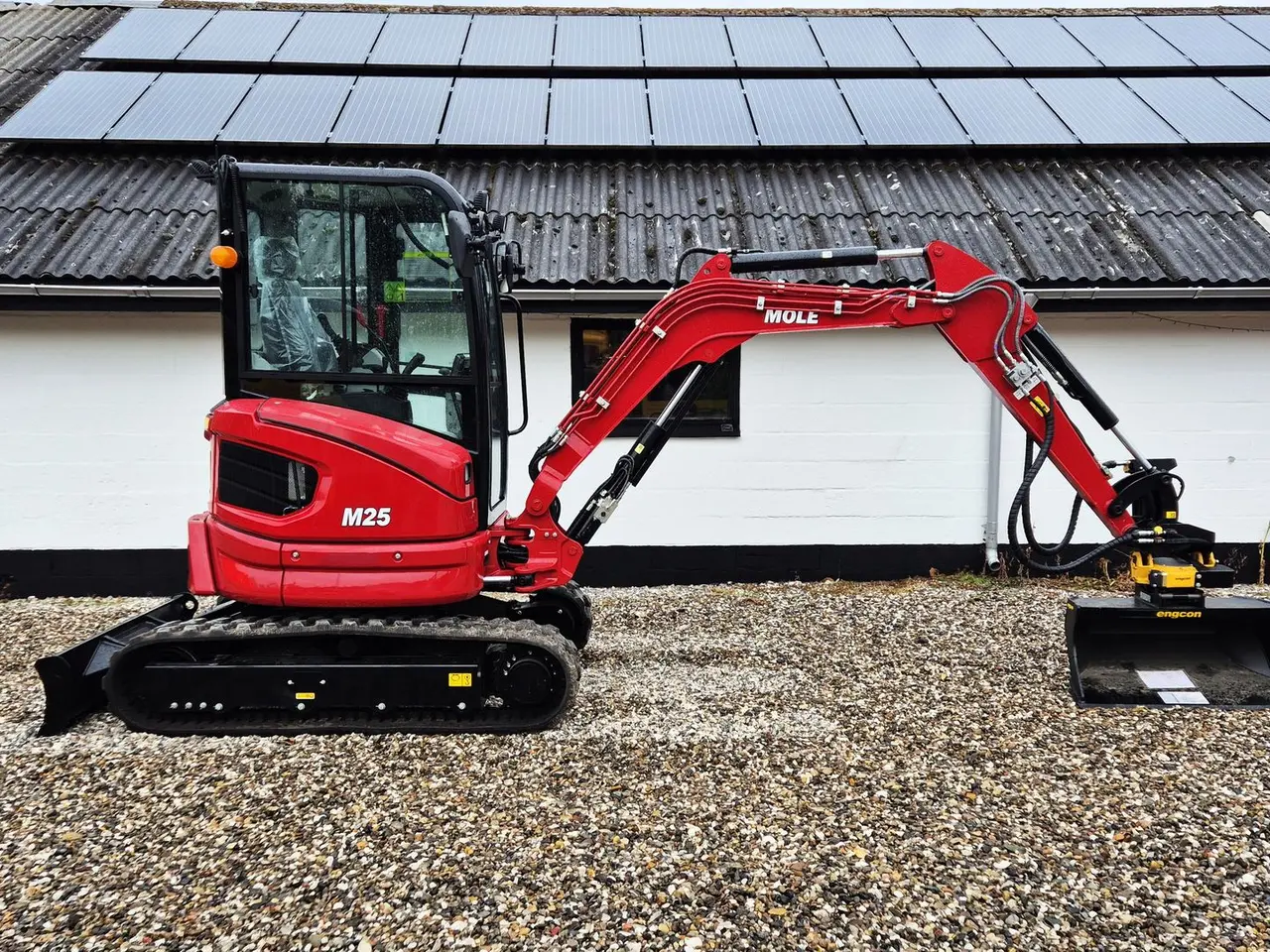 Billede 1 - MOLE M25 / 2.5 tons med Engcon rotortilt og skovlpakke / Yanmar motor