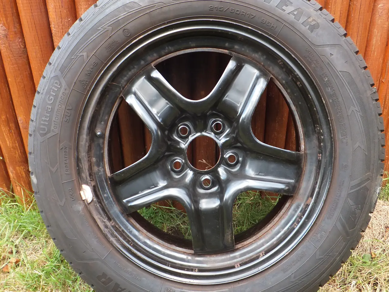 Billede 2 - Vinterdæk på stålfælge, Goodyear
