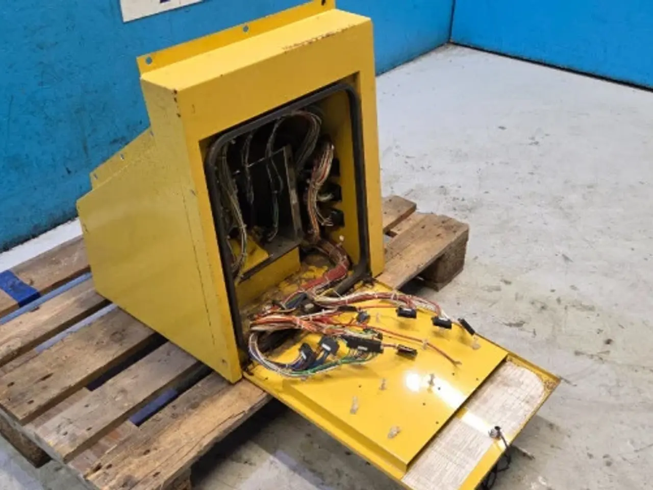 Billede 19 - New Holland TX68 Kassepanel 84001523