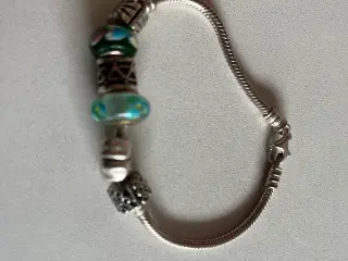 Pandora armbånd med 6 charms