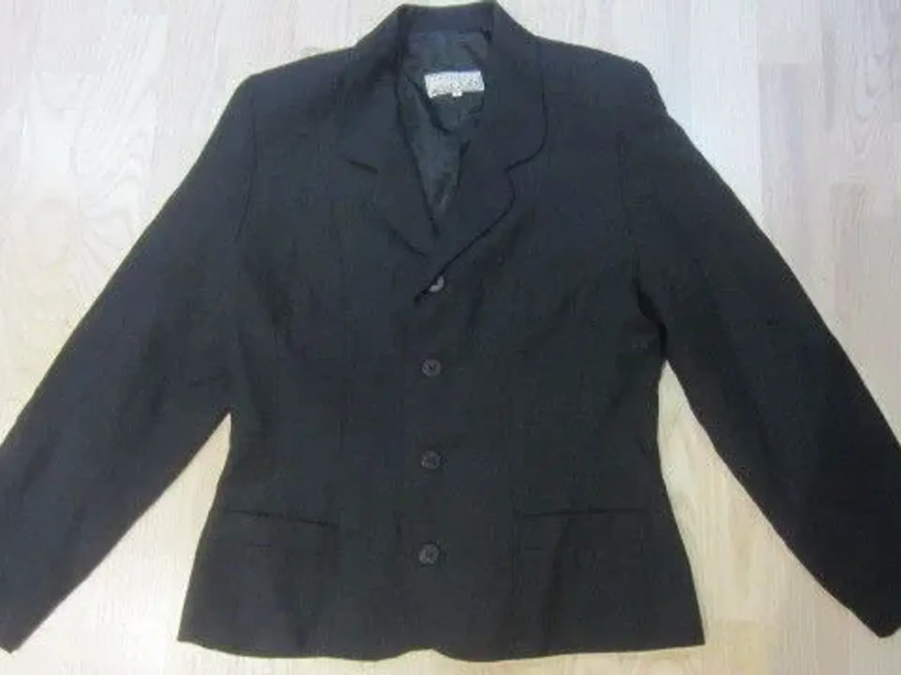 Billede 1 - Str. L, sort blazer