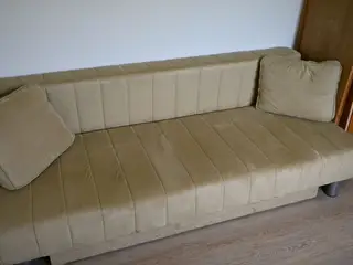 Sovesofa i stof