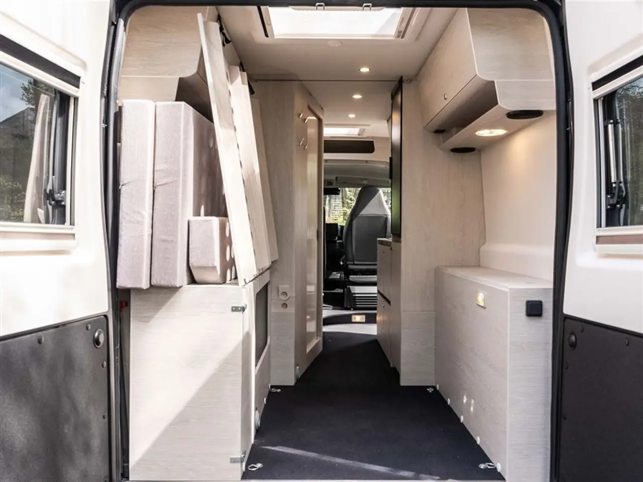 Billede 46 - 2026 - Tourne 6.0 Cruise aut. gear - Black-out BLACK-OUT EDITION, BEGRÆNSET ANTAL