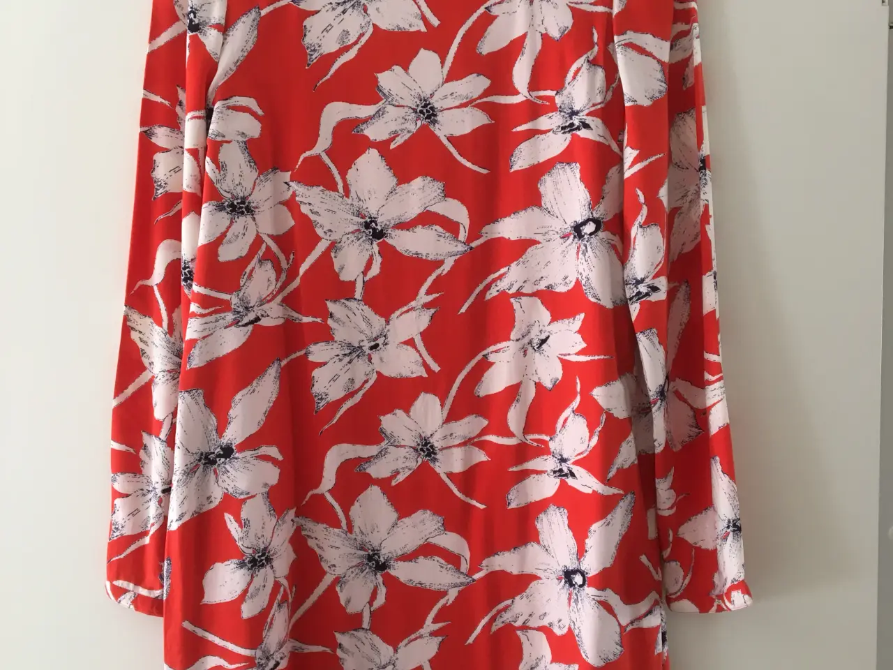 Billede 1 - Vero Moda kjole/tunika str. M, i viskose orange