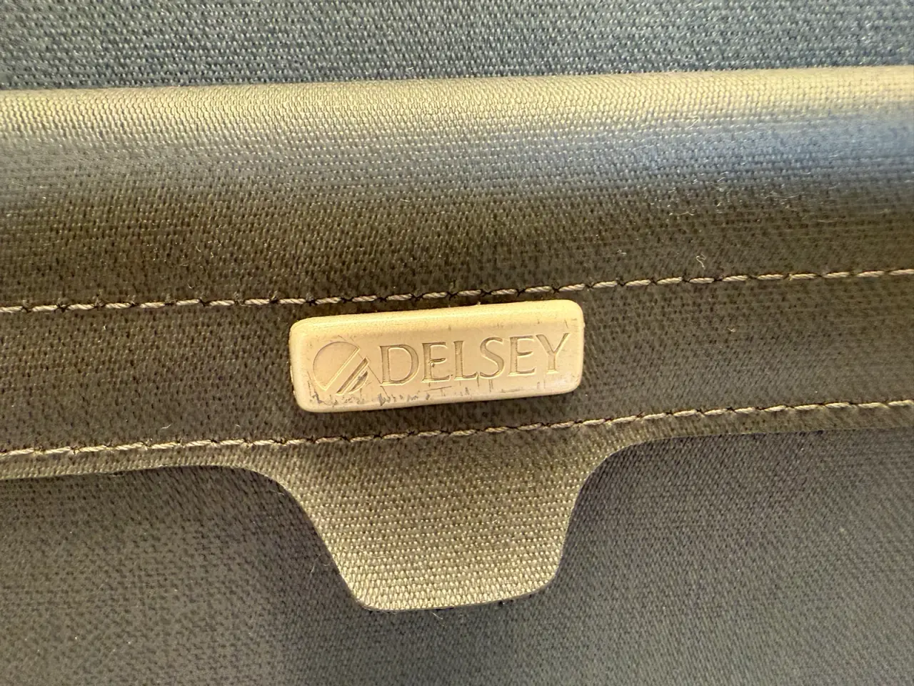 Billede 2 - Delsey computertaske/håndbagage