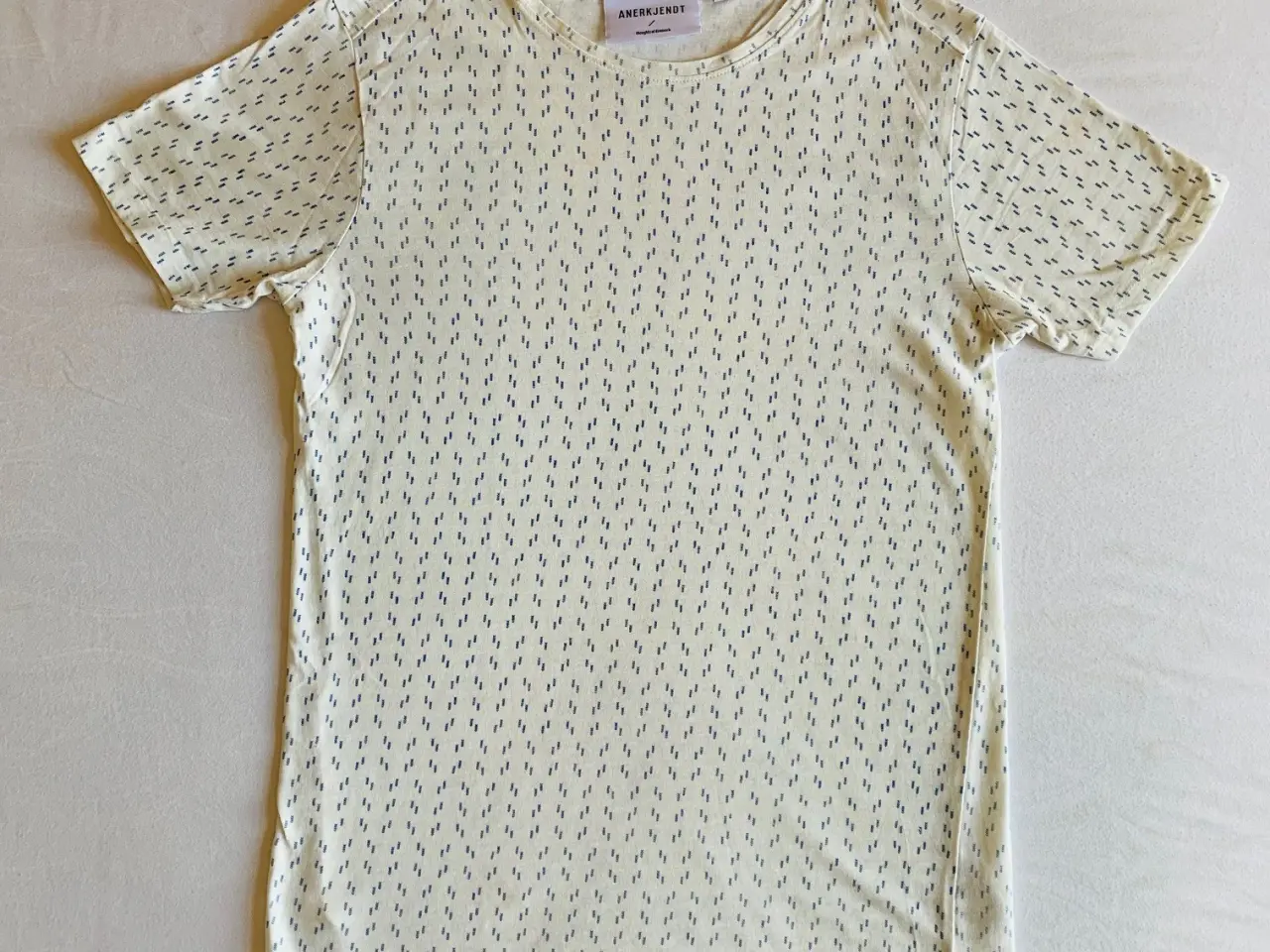 Billede 1 - Anerjkendt t-shirt (Str. M)