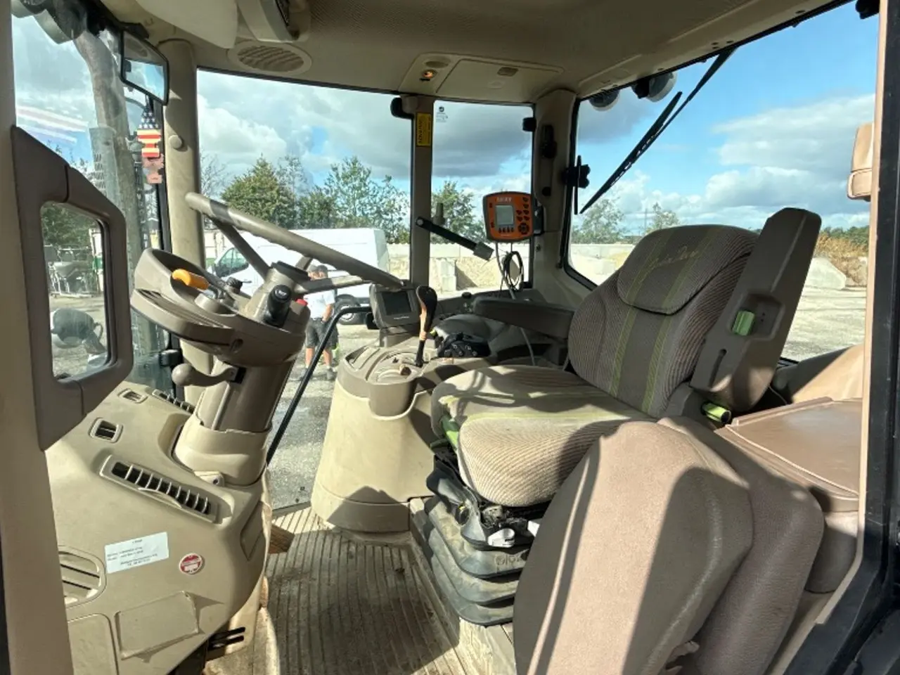 Billede 5 - John Deere 6630 Med Zuidberg frontlift