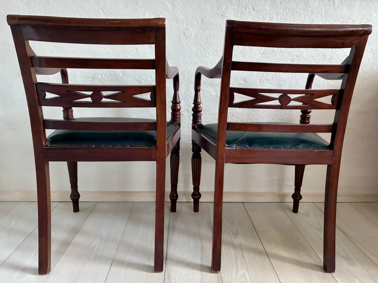 Billede 6 - 2 vintage teak / mahogni armstole m/ lædersæde