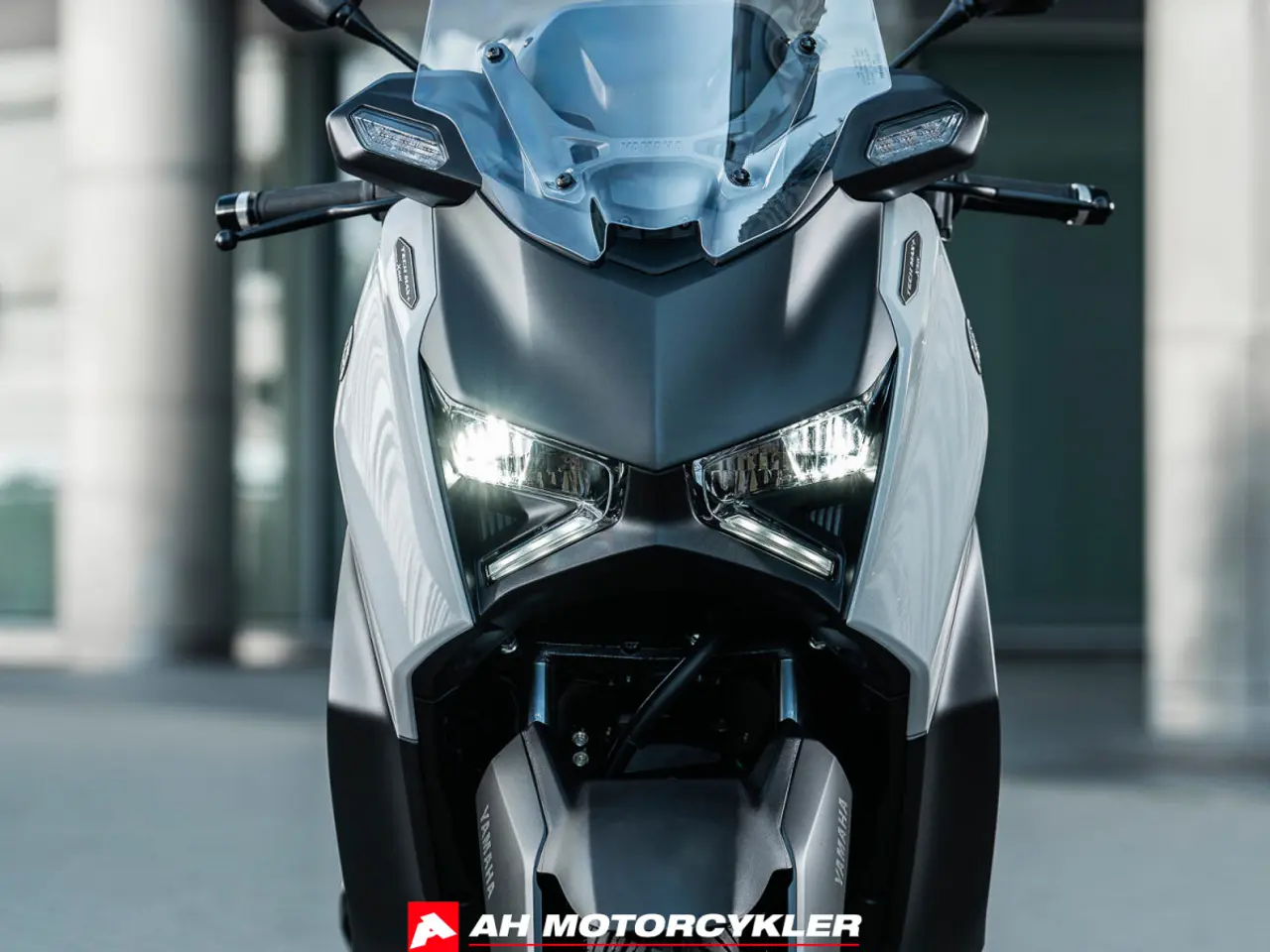 Billede 21 - Yamaha X-Max 300 Tech Max + Crystal Graphite
