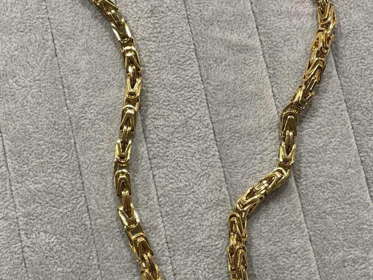 Billede 2 - 6mm goldfilled kongekæde med løve vedhæng