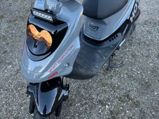 MotoCr hot50