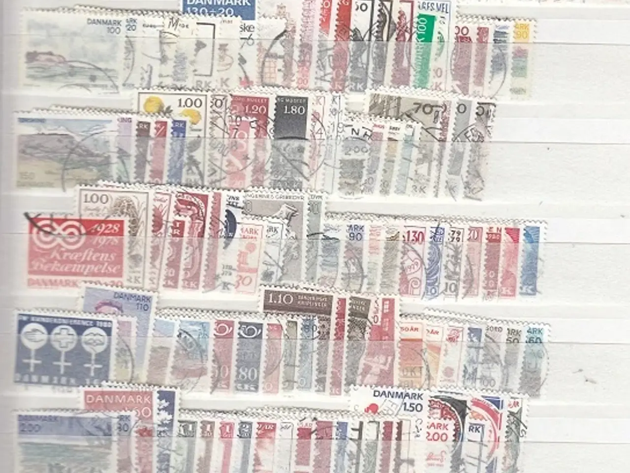 Billede 3 - Ældre Danmarkssamling med 1300 forskellige.