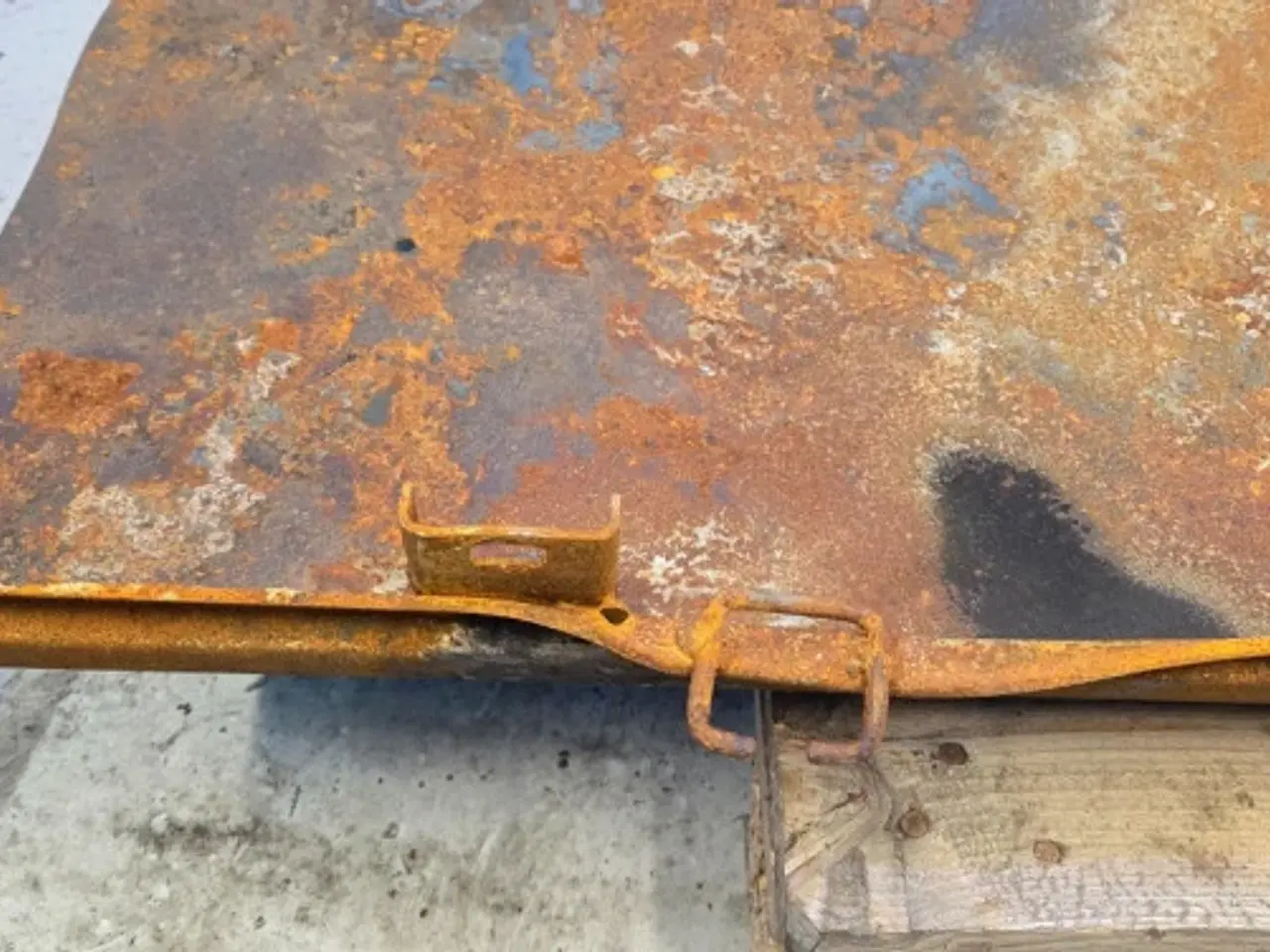 Billede 10 - Massey Ferguson 3085 Motorhjelm 3387090M96