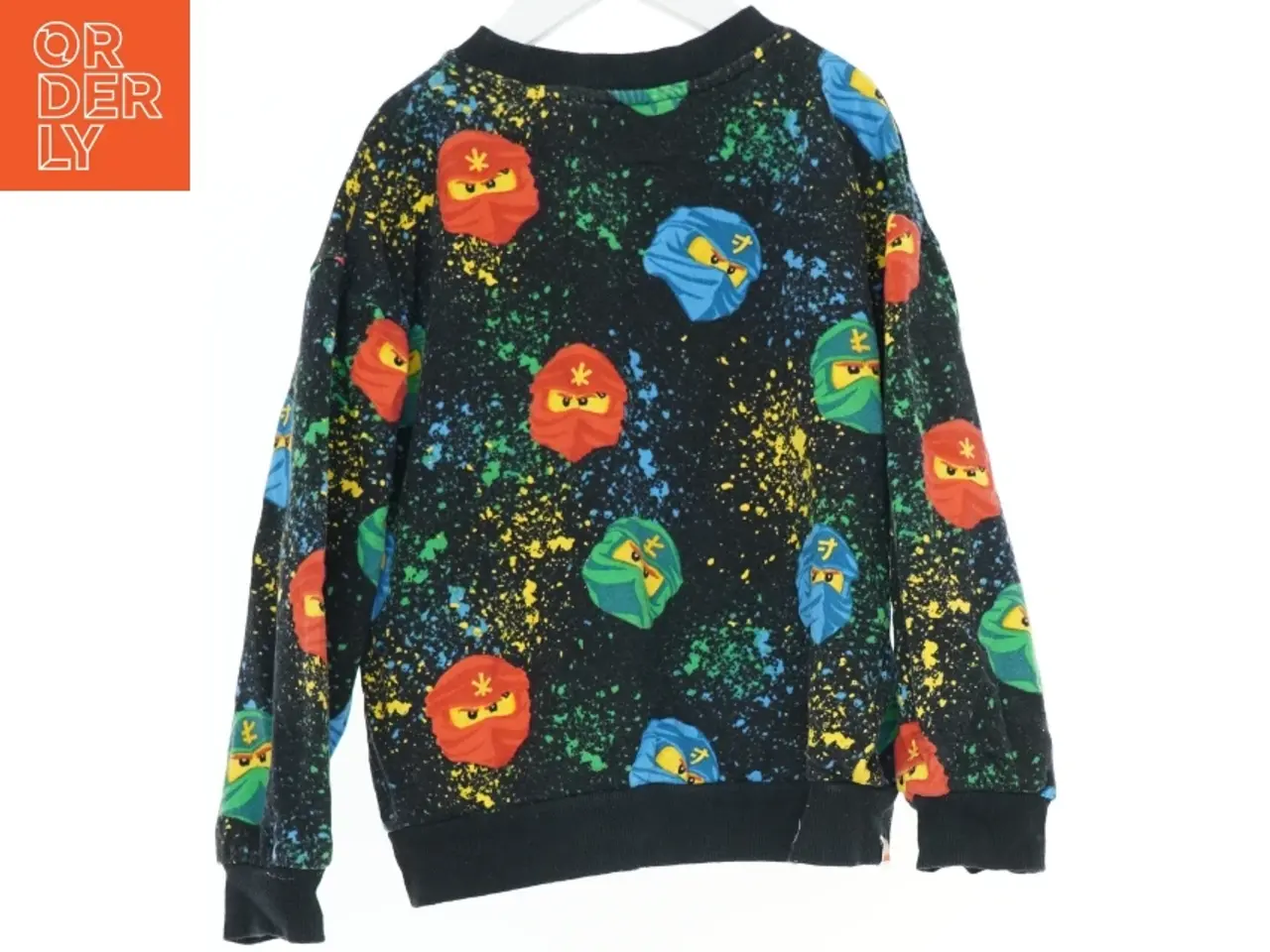 Billede 2 - Sweatshirt med Ninjago-motiv fra H&M (str. 122)