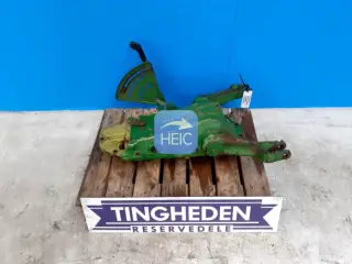 John Deere 2030 Liftdæksel AR104660