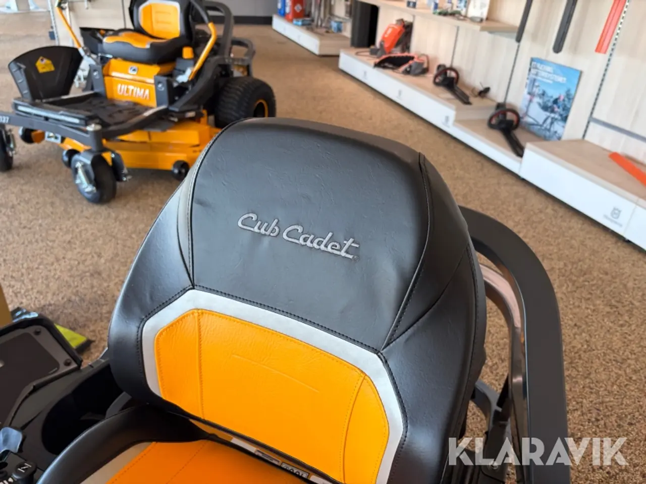 Billede 12 - Græsslåmaskine Cub cadet 17BIGBYN603