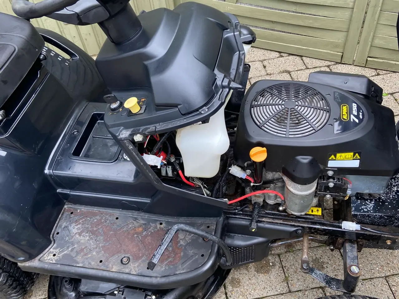 Billede 7 - Alpina BT 98 havetraktor/plæneklipper i sort med s