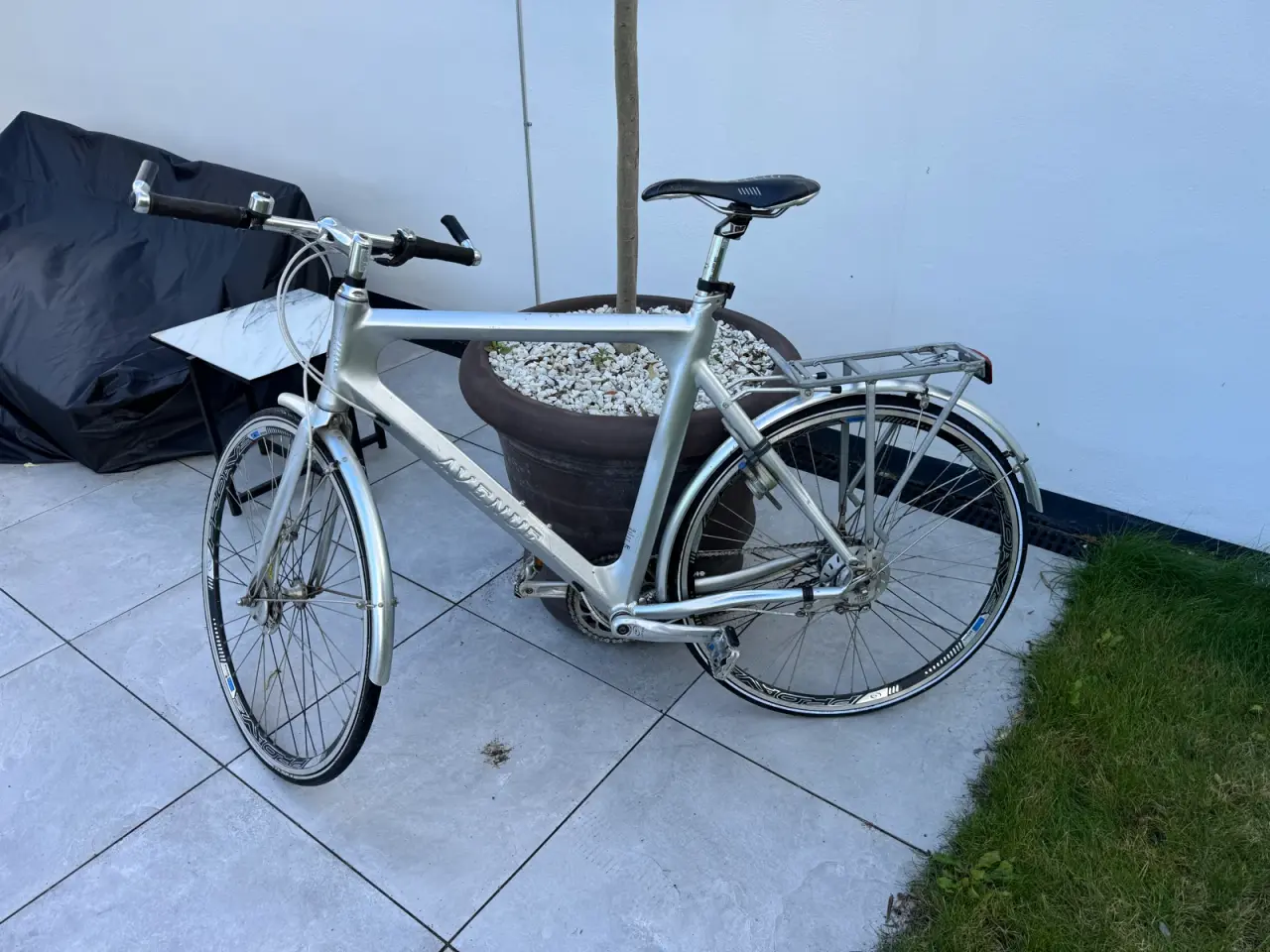 Billede 1 - Herre cykel. Velpasset og i okay stand