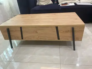Beliani Coffee Table with Hydraulic storage