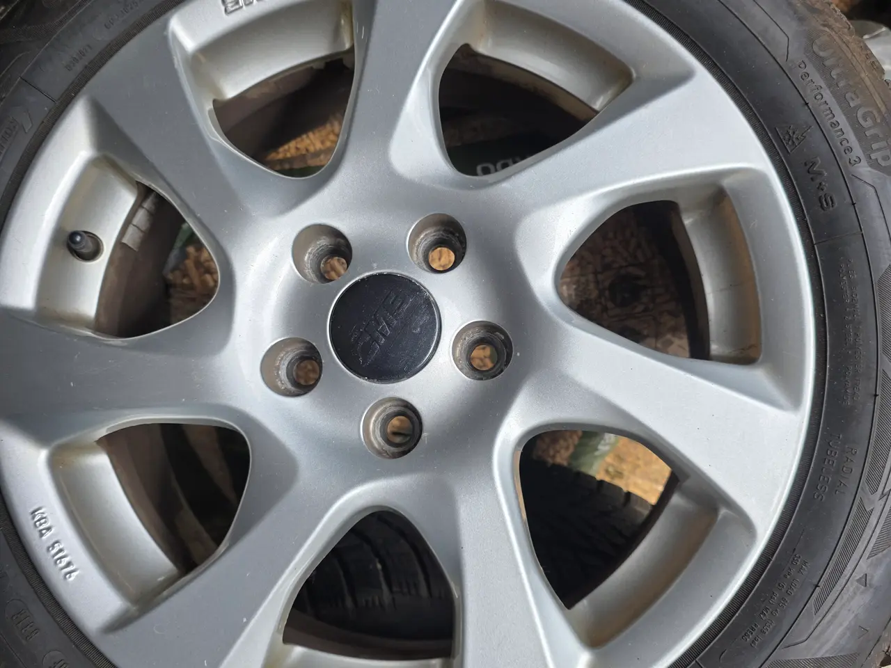 Billede 5 - Vinterdæk på alufælge.Goodyear dæk på CMS alufælge