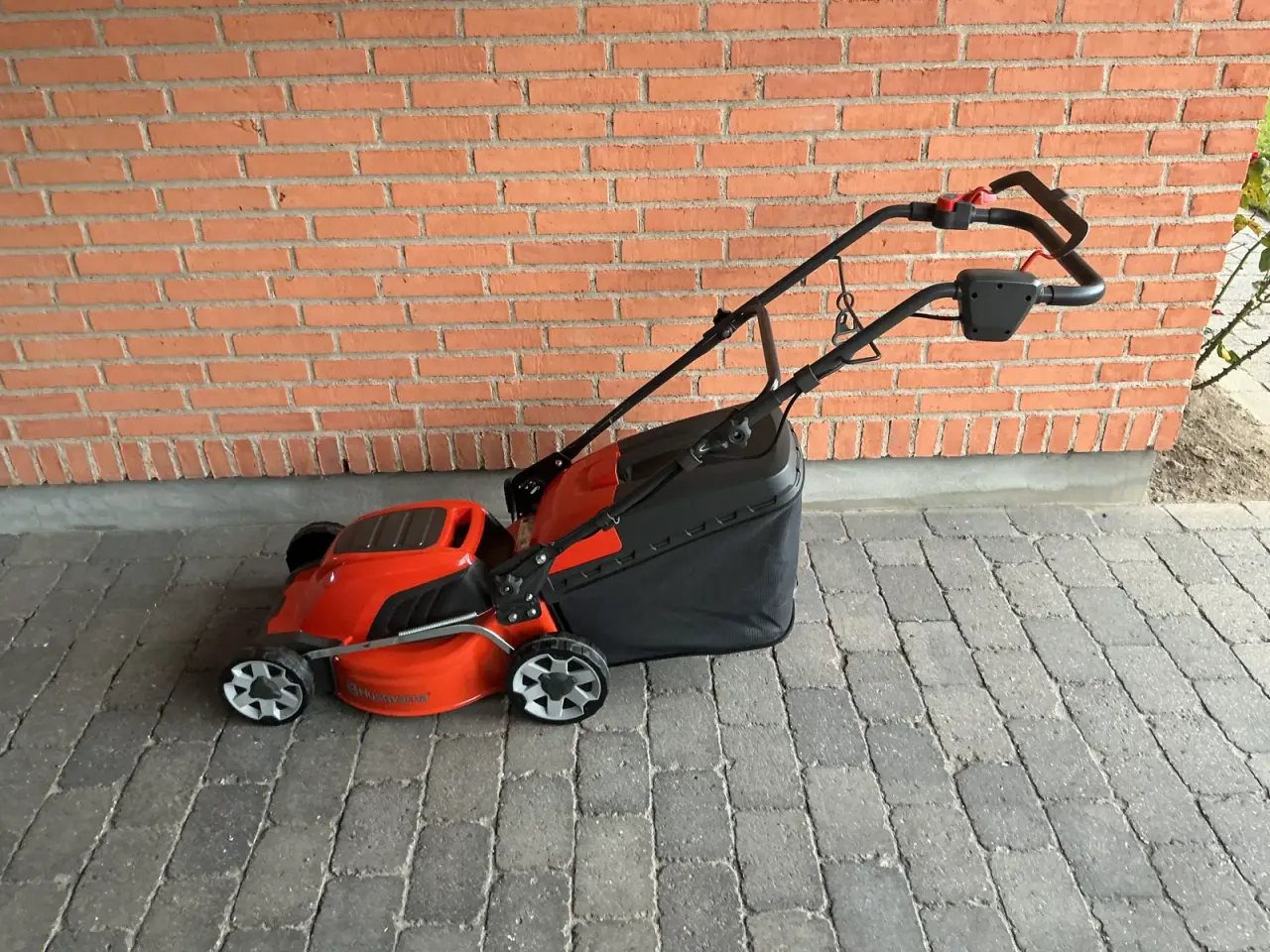 Billede 3 - Husqvarna LC 141 C