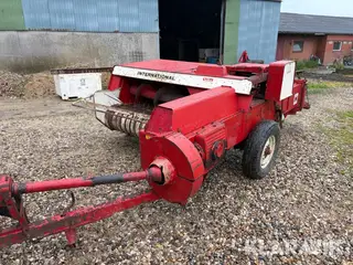 Ballepresser International 440T