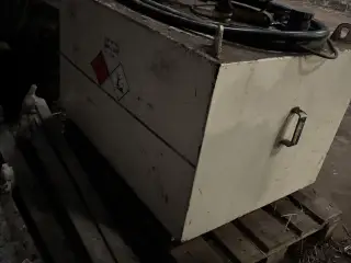 Dieseltank / Ladtank
