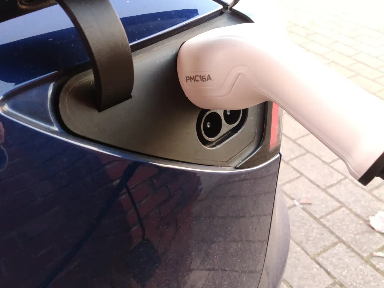 Billede 3 - Elbil oplader 8-16A med LCD display, RFID kort, app styring og 5 meter kabel