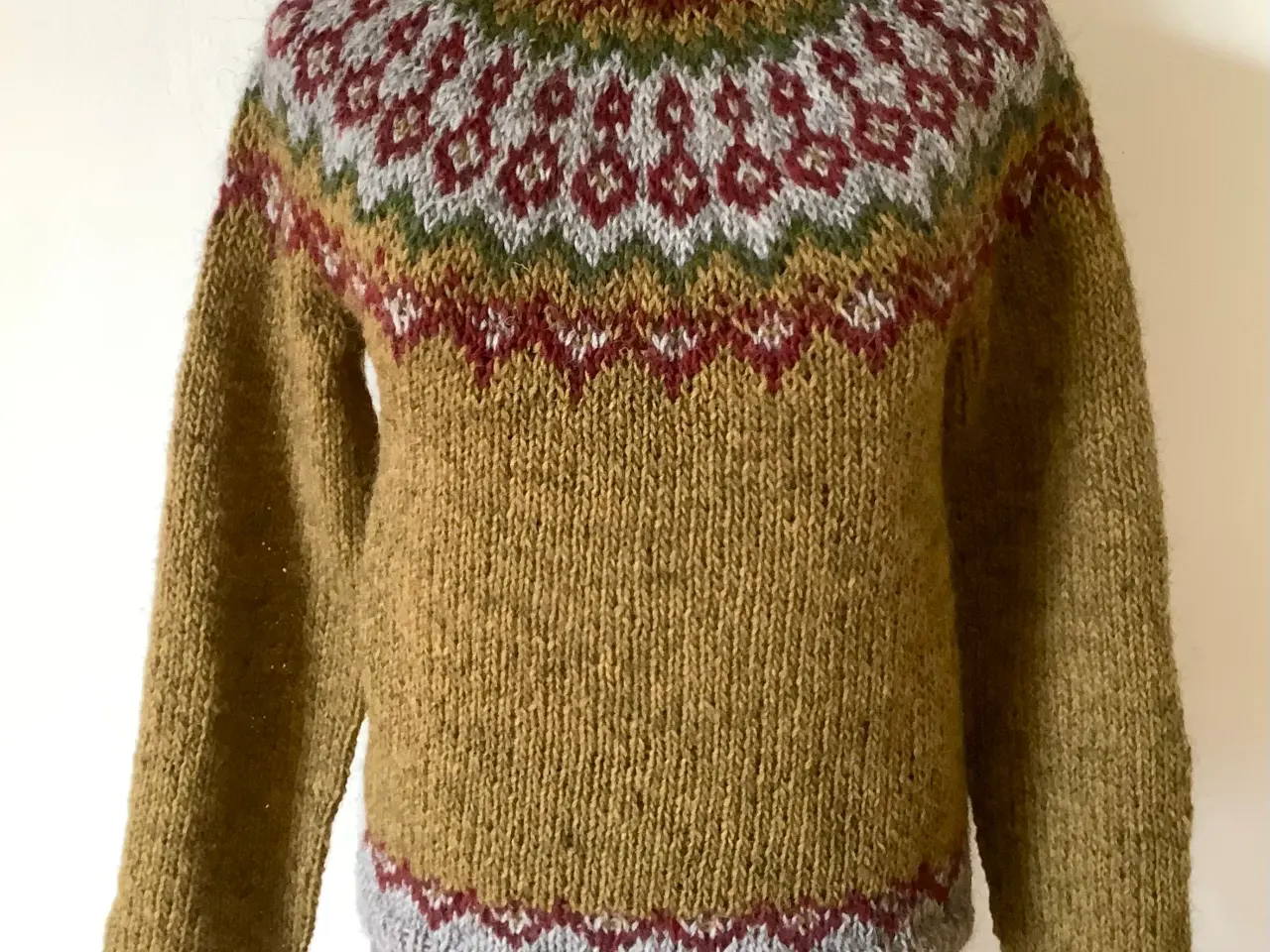 Billede 2 - Sweater - nyt design fra FruStrik.