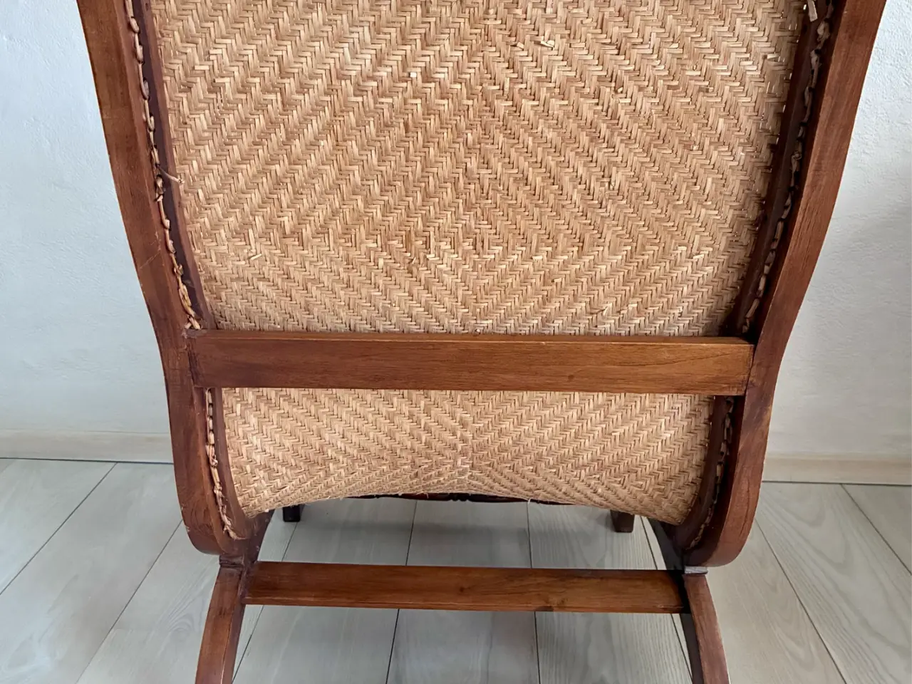 Billede 6 - Teak loungestol med fransk flet