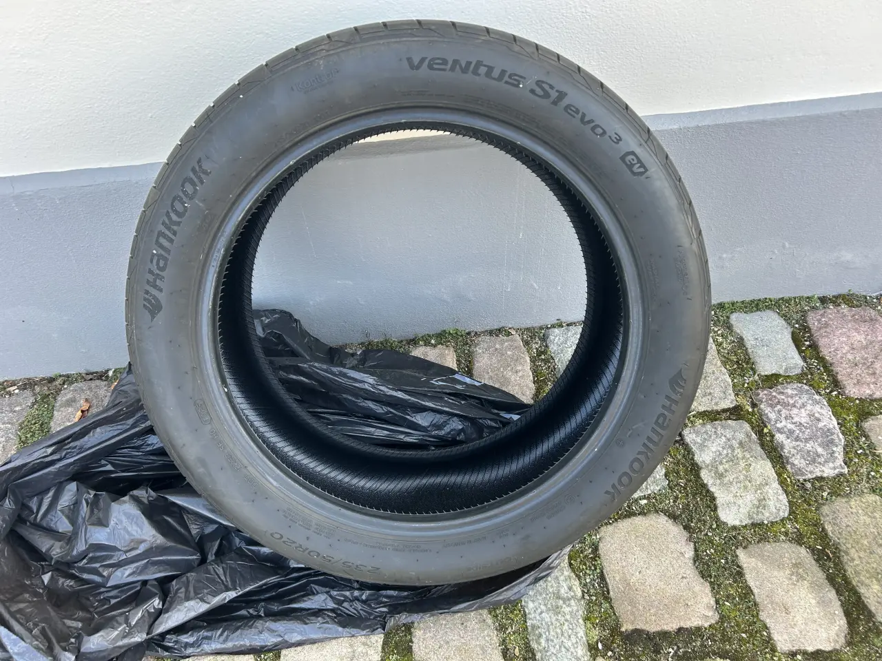 Billede 1 - 4 stk 235/50-20” sommerdæk