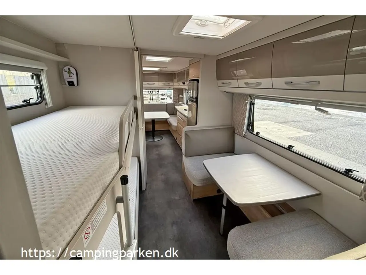 Billede 2 - 2021 - Dethleffs Nomad 730 FKR   Super flot Dethleffs boogievogn til 7 personer og meget udstyr!