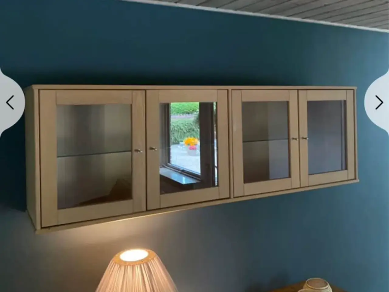 Billede 1 - Væghængt vitrine