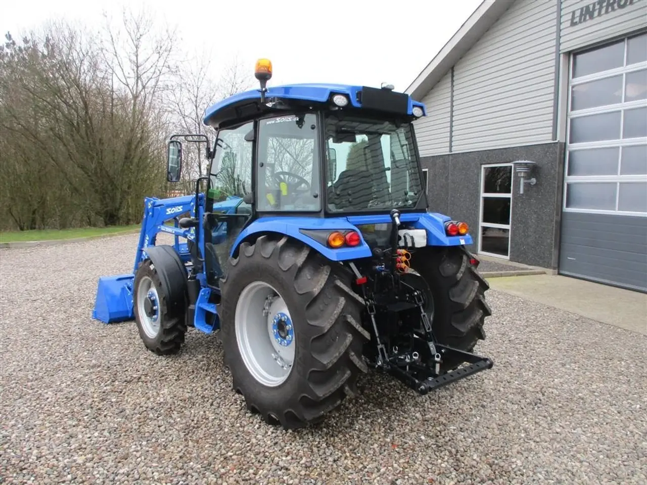 Billede 11 - Solis 60 Fabriksny traktor med 2 års garanti, lukket kabine med klima anlæg, og fuldhydraulisk frontlæsser