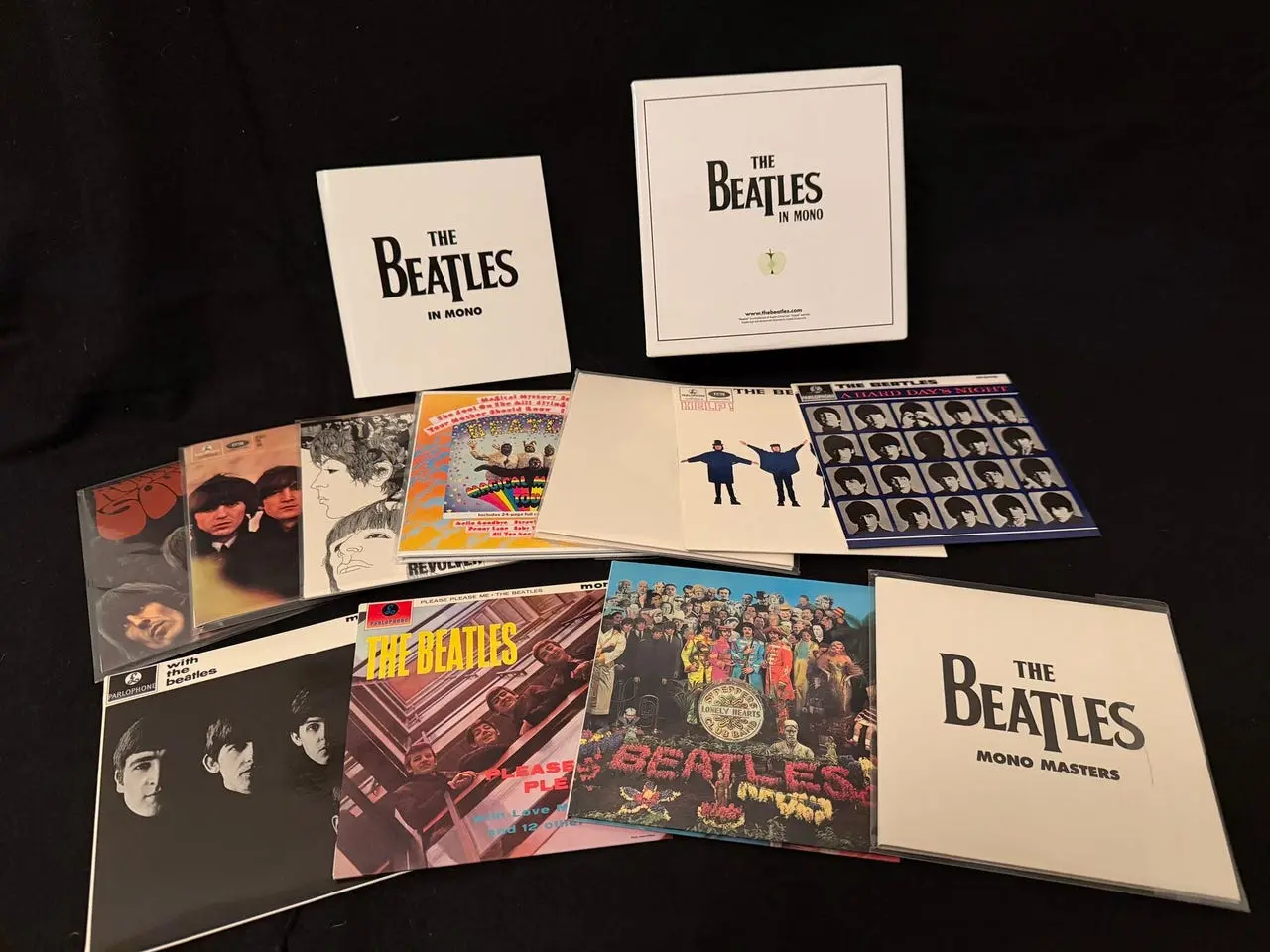Billede 1 - The Beatles in Mono – CD-boks (2009) med bog