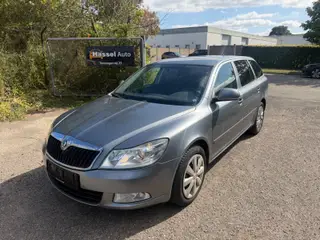 Skoda Octavia 1,6 TDi 105 Ambiente Combi