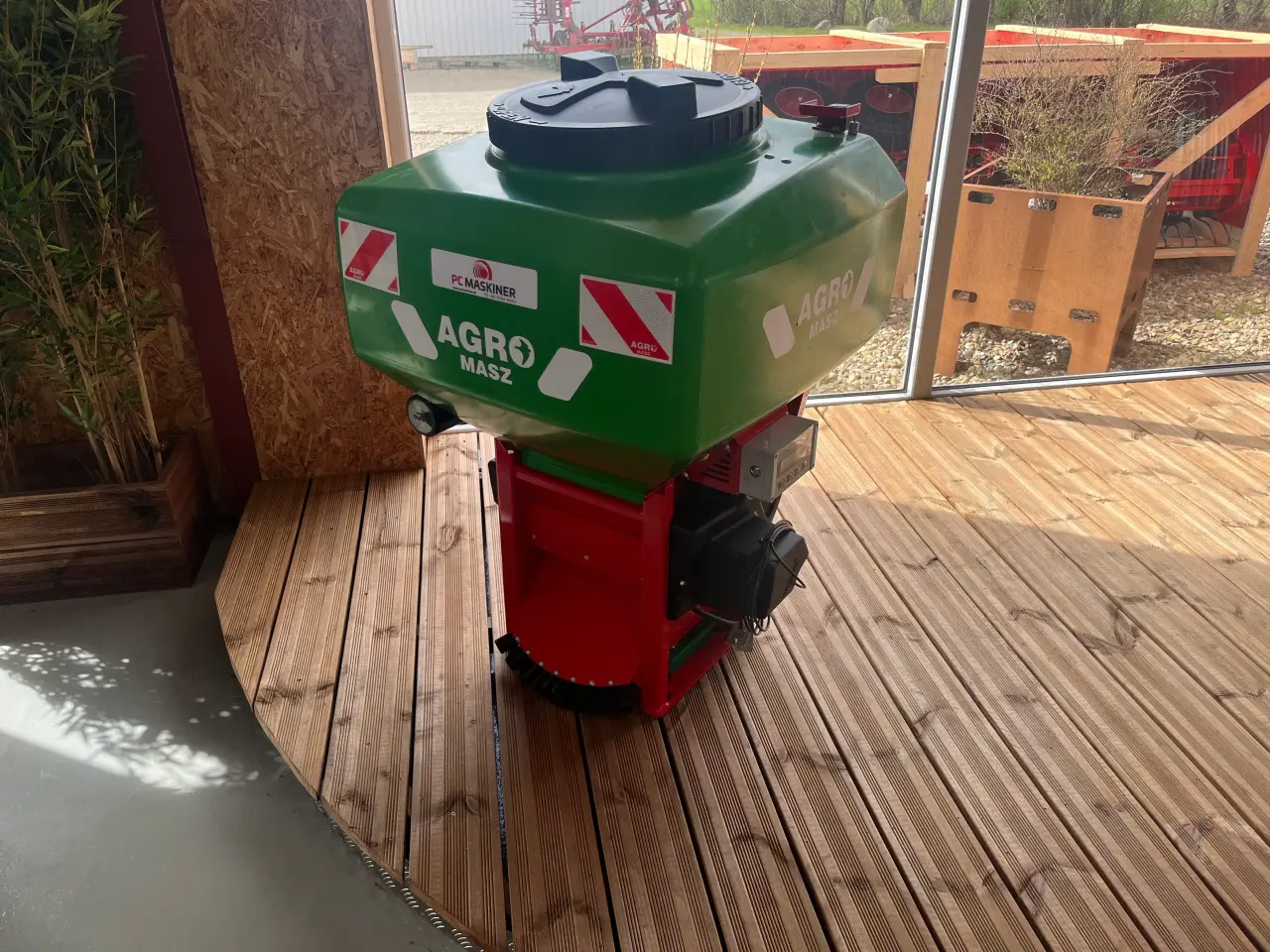 Billede 3 - Agro-Mazs SP 320 Elspreder 