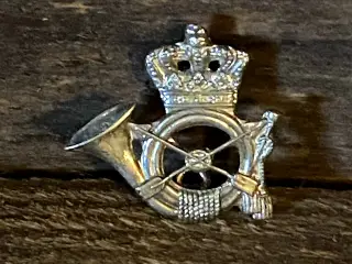 * Postvæsenet - Lille metal-emblem