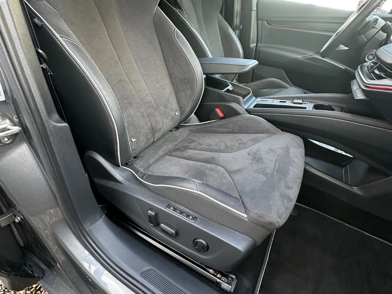 Billede 14 - Skoda Elroq 85 iV Sportline Maxx