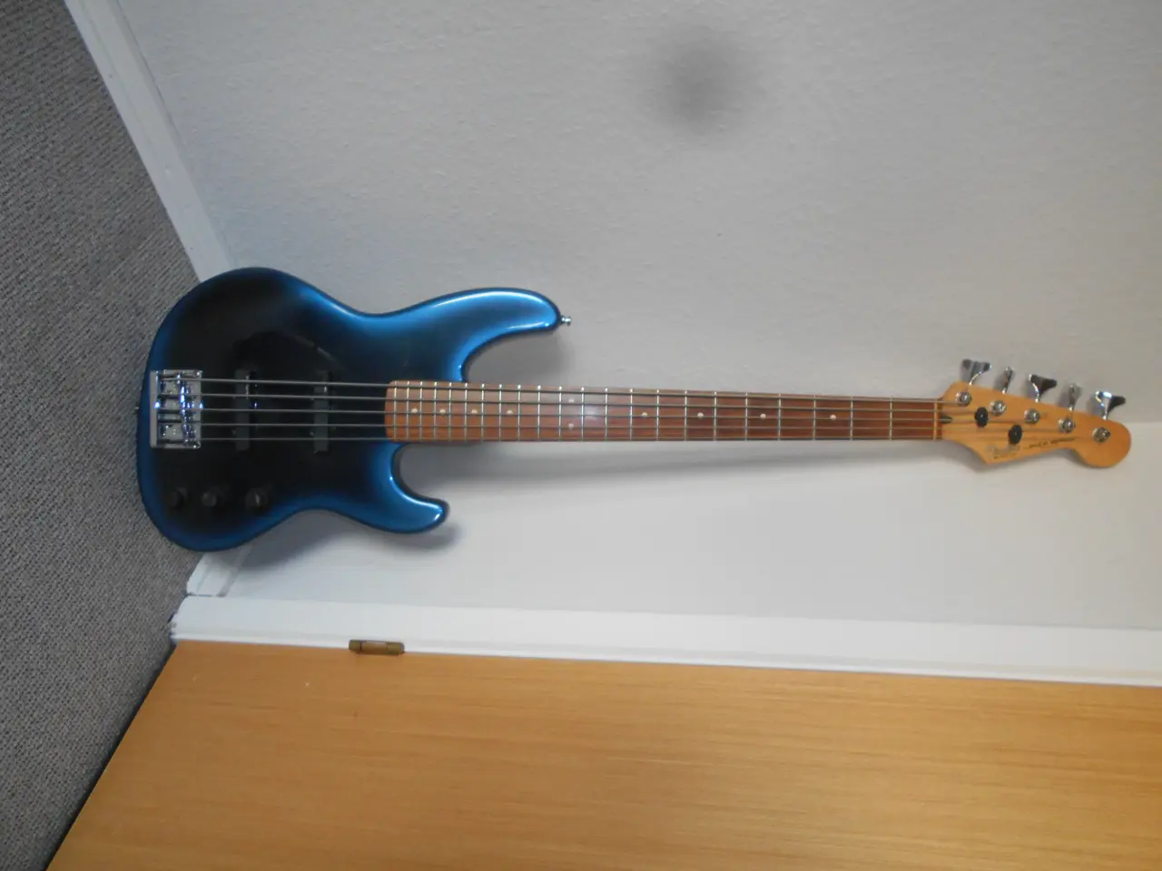 Billede 1 - Fender jazzbas 5 strenget USA