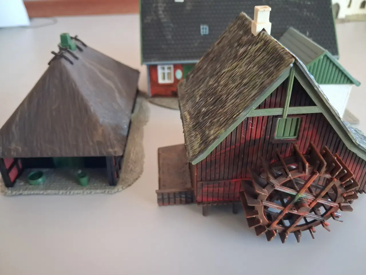 Billede 5 - Heljan landkøbmand, vandmølle, hus H0 1:87