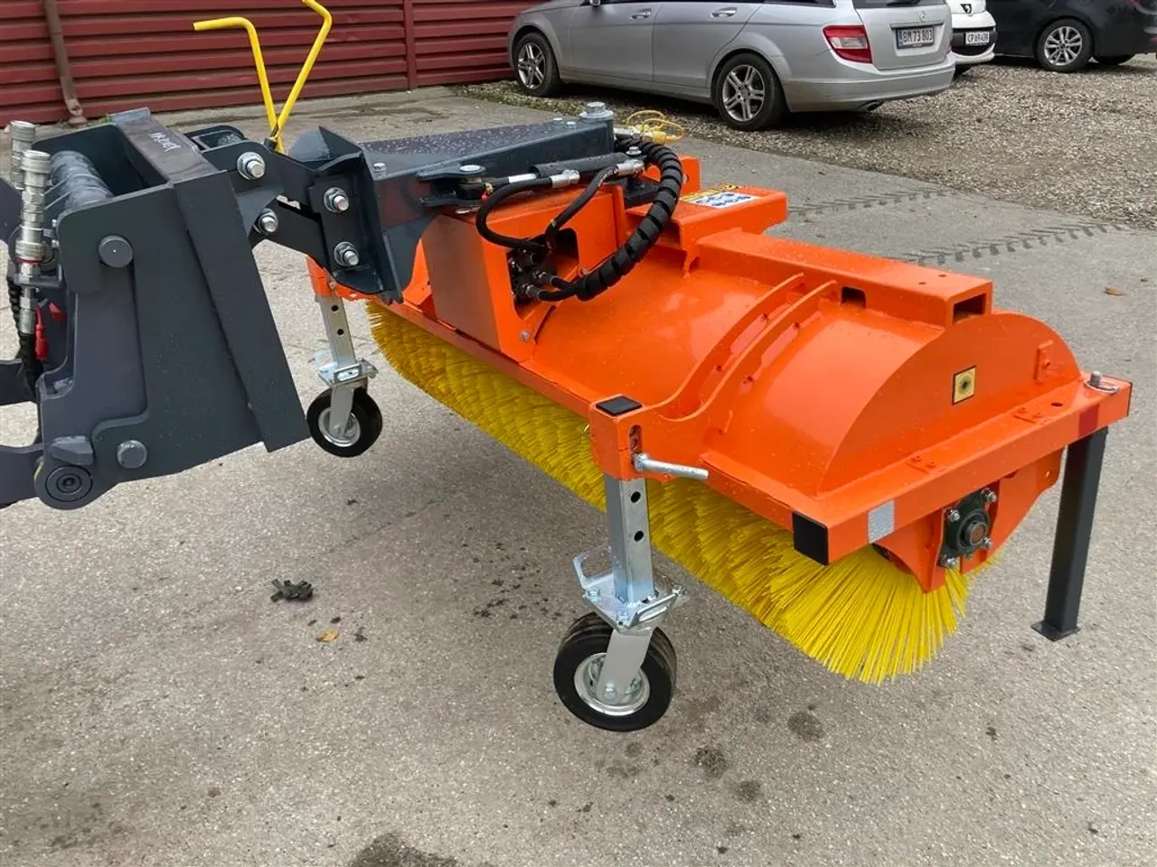 Billede 3 - - - - J-Maskiner 180