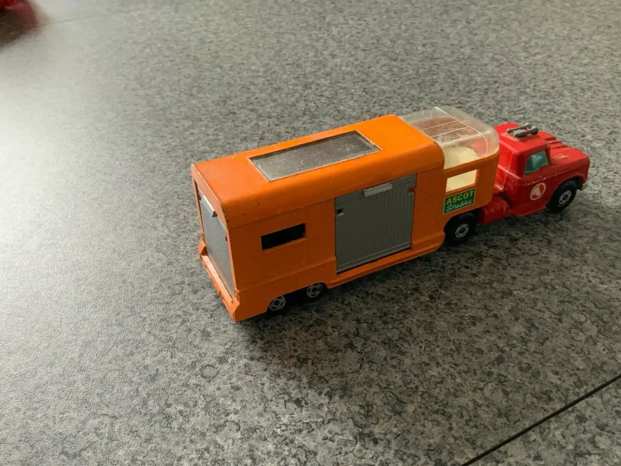 Billede 4 - Matchbox K-18, Lastbil Dodge og Horse Van