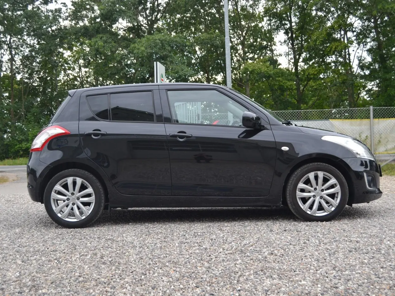 Billede 4 - Suzuki Swift 1,2 Dualjet 16V Club Plus 90HK 5d