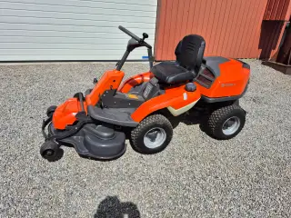 HUSQVARNA R214TC med B&S motor