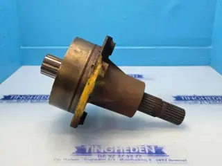 New Holland TX68 Aksel R. 9819514