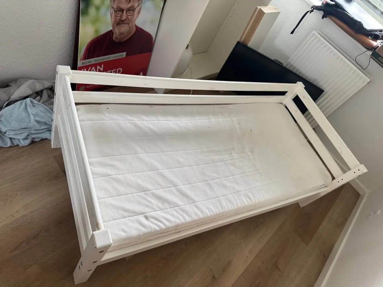 Billede 1 - Hoppekids ECO Comfort halvhøj børneseng inkl. IKEA