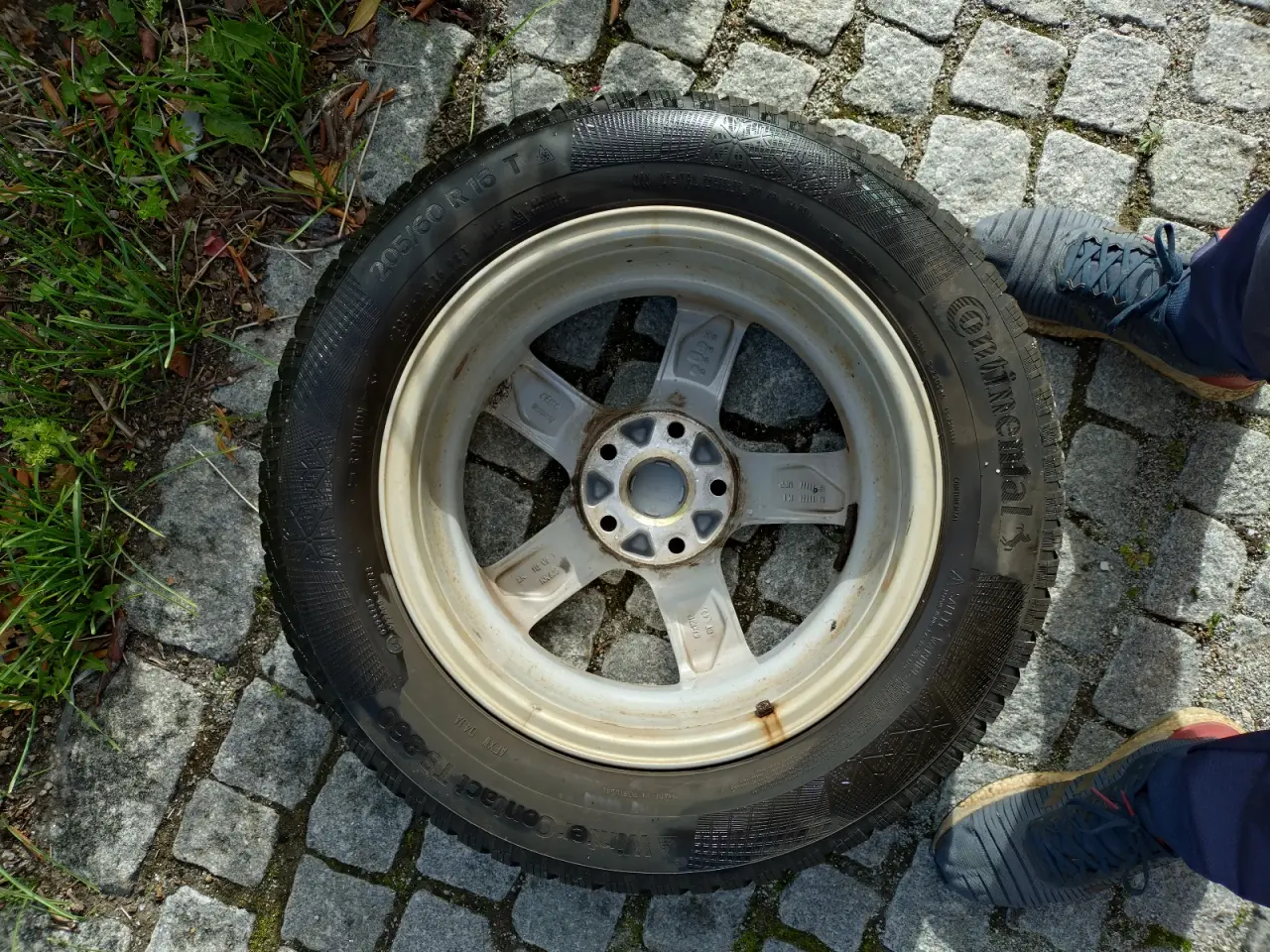 Billede 2 - 4 stk vinterhjul 16." Alu fælg, Continental dæk 